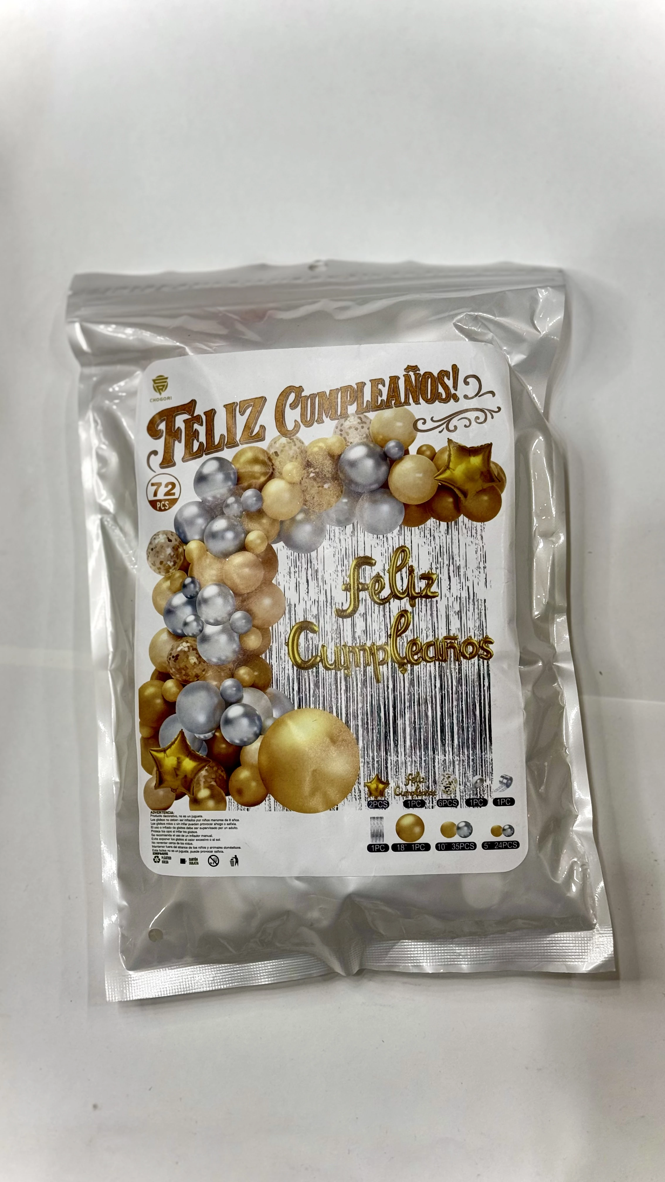 Set de globos cortina Feliz Cumpleaños · dorado y plateado