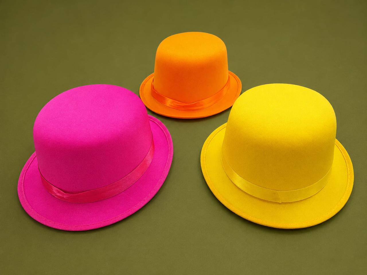 Sombreros bombín de colores